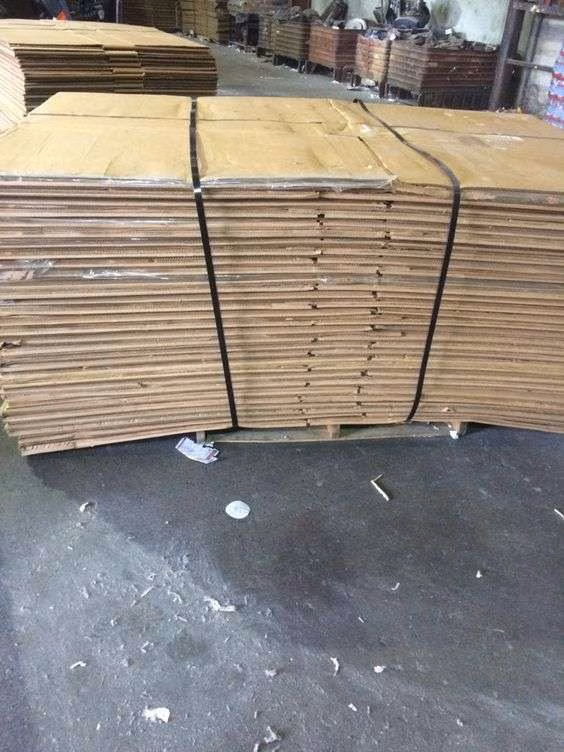 What Companies Purchase and Sell Used Gaylord Boxes Locally