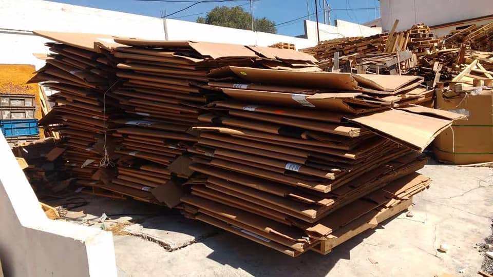 82001 (Cheyenne WY) - Used 4-Wall Gaylord Boxes 48x40x40