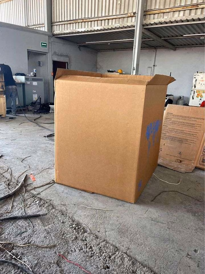 26505 (Morgantown WV) - 48 x 48 x 50 - 5 Wall Gaylord Boxes